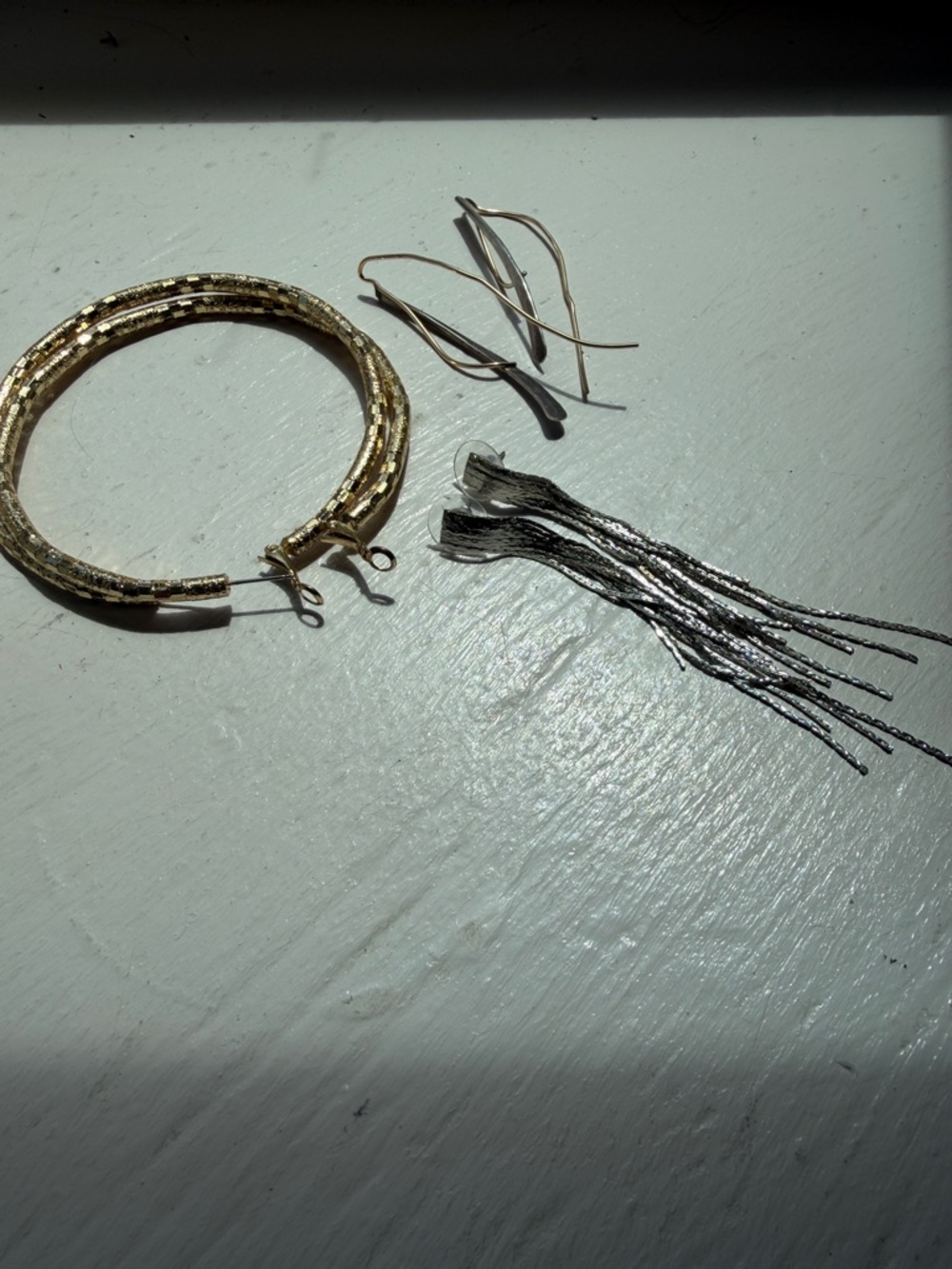 3 pairs pierced earrings